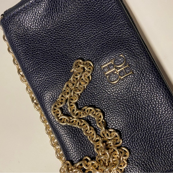 Rare Carolina Herrera Dark Blue Leather Clutch with Gold Chain - Picture 6 of 9